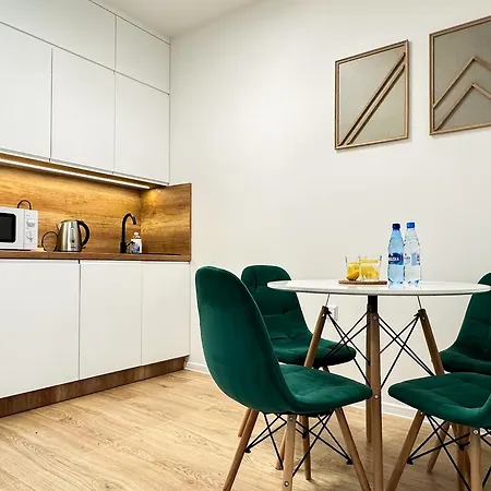 Wygodne Mieszkania Nova Mikolowska 123 *